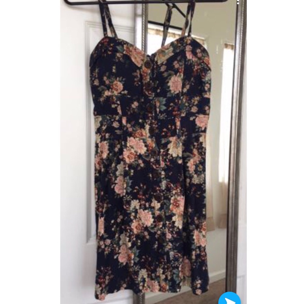 Floral dress size M